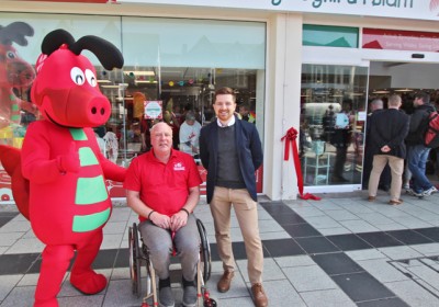 Children’s Wales Air Ambulance Shop Lands in Welsh Capital 